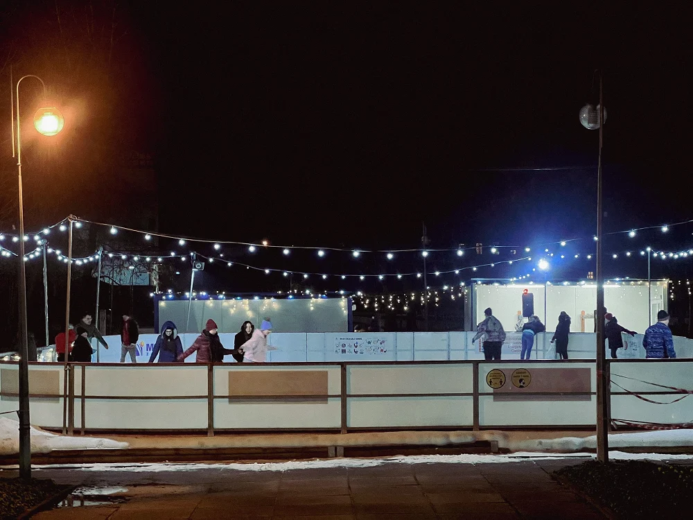 Zakończono sezon na Miejskim Lodowisku. Ile osób skorzystało ze ślizgawki?