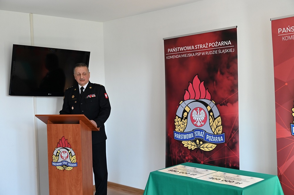 Ruda Śląska: Nowy wóz ratowniczo-gaśniczy dla Ochotniczej Straży Pożarnej