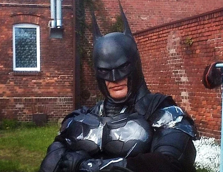 Ruda Śląska na własnego superbohatera! Poznajcie Rudzkiego Batmana!