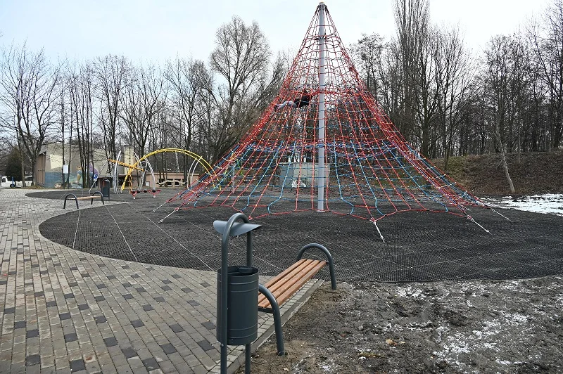 Ruda Śląska: Burloch Arena wzbogaca się o nowe boiska oraz plac zabaw!