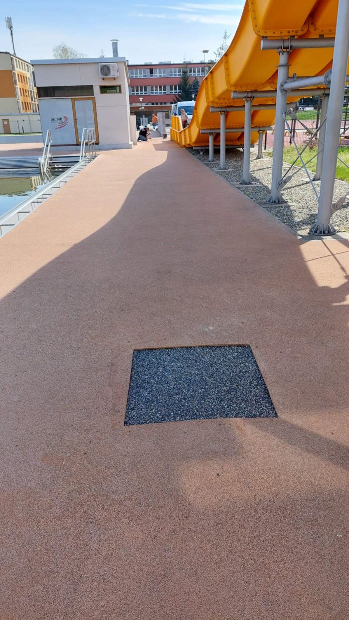 MOSiR szykuje się na lato. Trwają prace na basenie letnim!