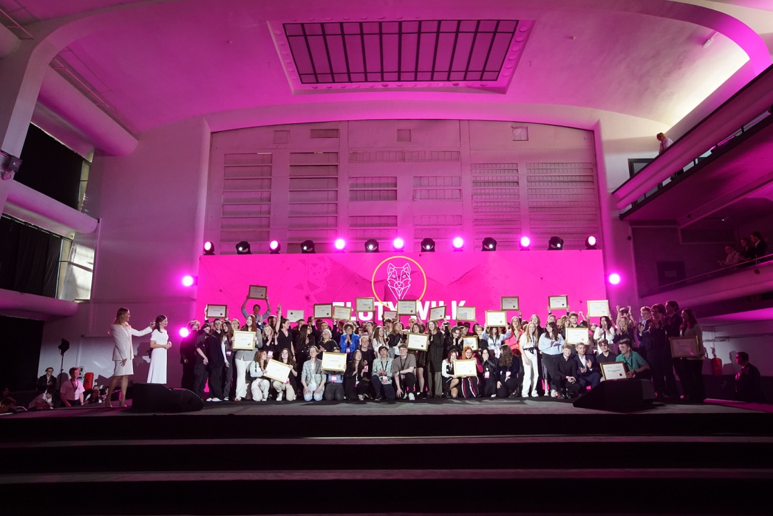 Ranking Szkół Zwolnieni z Teorii 2023. Tyska szkoła na 10. pozycji w województwie!