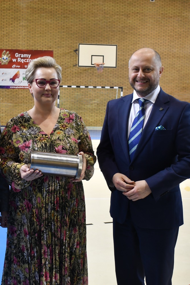 Wmurowanie Kapsuły Czasu w SP 17 37