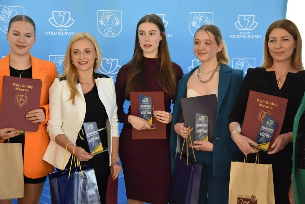 Wodzisław Śląski: Rozdano nagrody powiatu w dziedzinie kultury i sportu