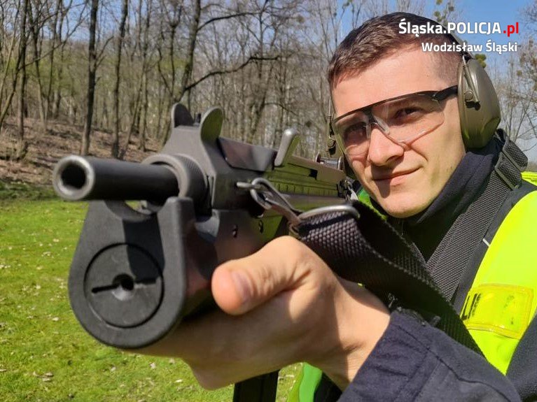 Wodzisławscy mundurowi doskonalili umiejętności strzeleckie