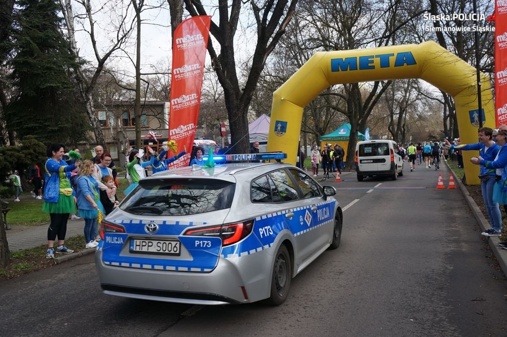 Siemianowiccy policjanci zabezpieczali I Bieg "Śladami Wojciecha Korfantego"
