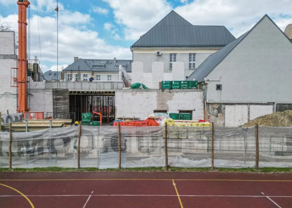 Rybnik: Sala "Powstańców" pnie się w górę