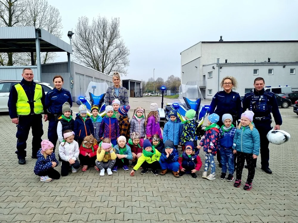 Przedszkolaki odwiedziły rybnicką komendę. Zobacz, co się działo!