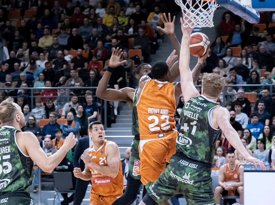 Pasjonujące spotkanie w Gliwicach! Tauron GTK vs Legia Warszawa