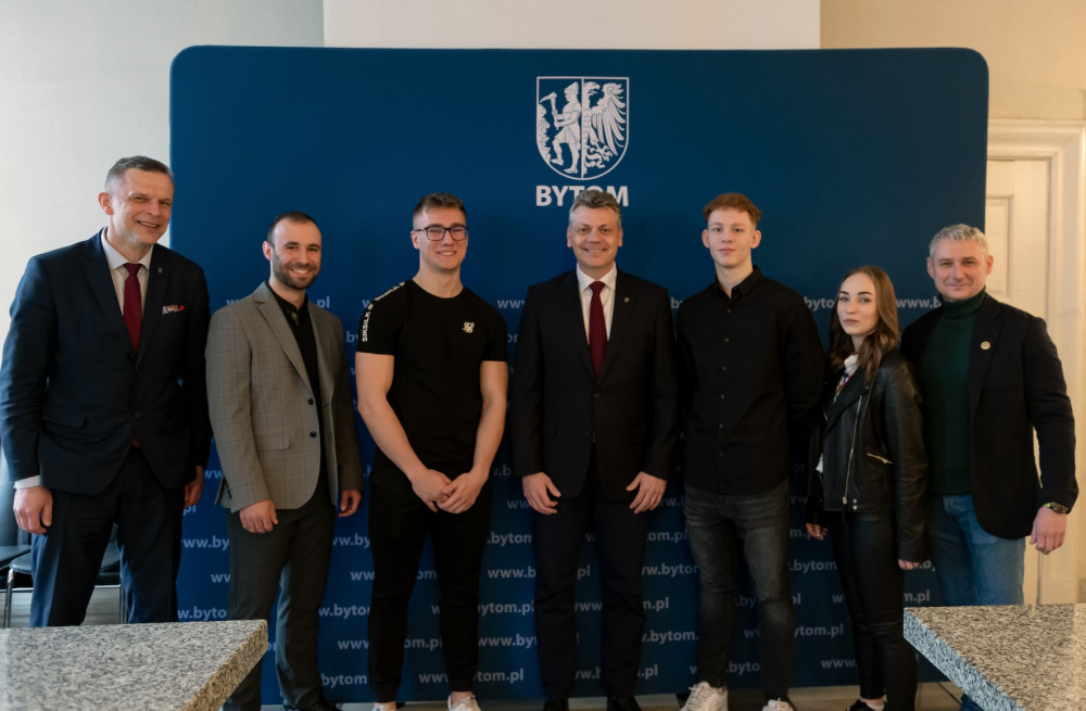 Bytom: Prezydent spotkał się z zawodnikami taekwon-do. Okazją medalowe sukcesy w kraju
