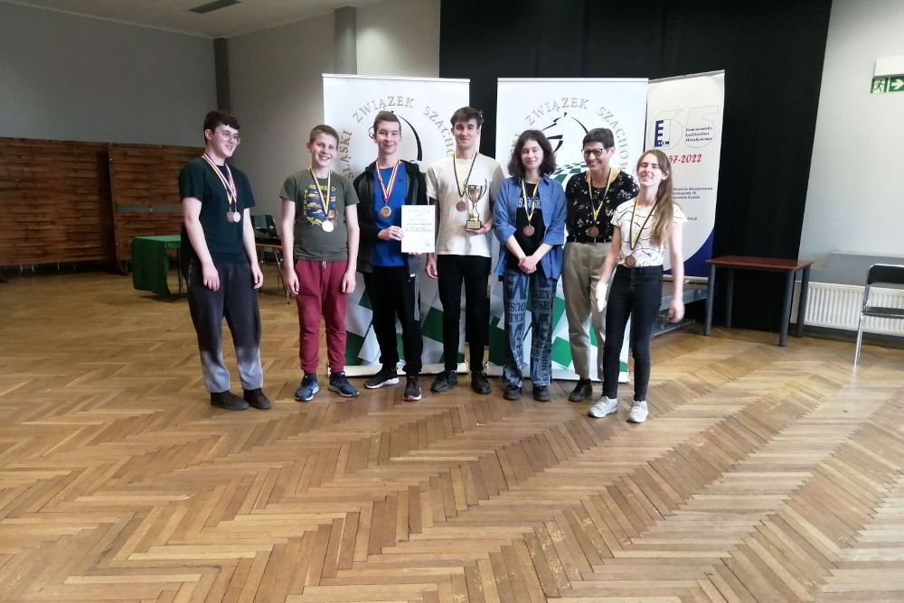 Bytom: Szachiści z MDK nr 1 z brązowym medalem