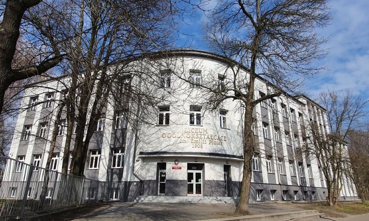 "Ośmielamy się marzyć". II LO w Sosnowcu zaprasza na koncert