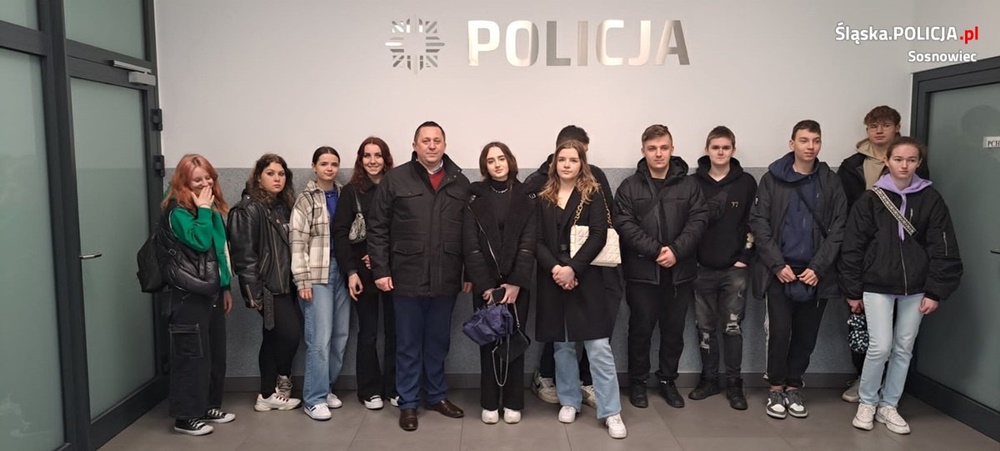 Uczniowie z wizytą w sosnowieckiej komendzie