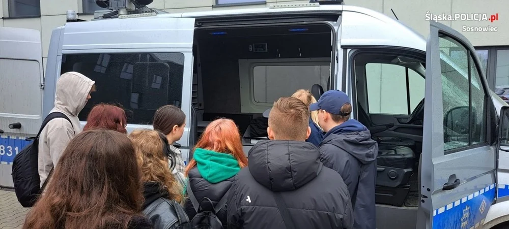 Uczniowie z wizytą w sosnowieckiej komendzie