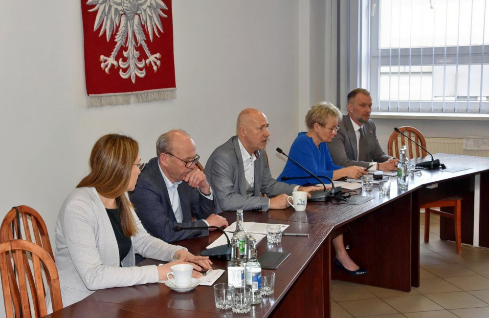 Mikołów: Samorządowcy o szpitalu i CPK. Odbyło się kolejne spotkanie G6