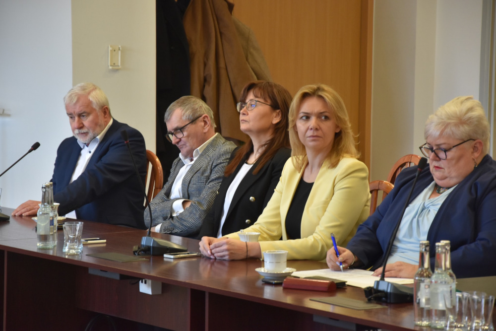 Mikołów: Samorządowcy o szpitalu i CPK. Odbyło się kolejne spotkanie G6