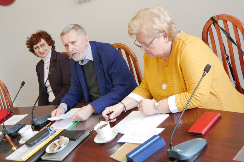 Mikołów: Skuteczna komunikacja tematem Forum Seniorów Powiatu Mikołowskiego