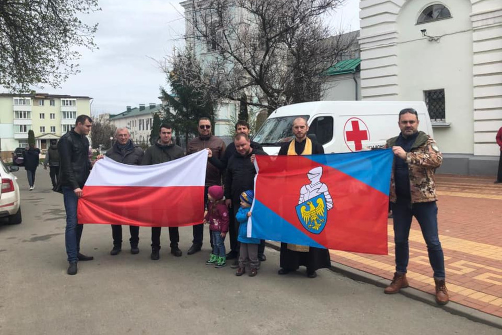 Mikołów: Wielkanocne paczki dotarły do ukraińskich rodzin