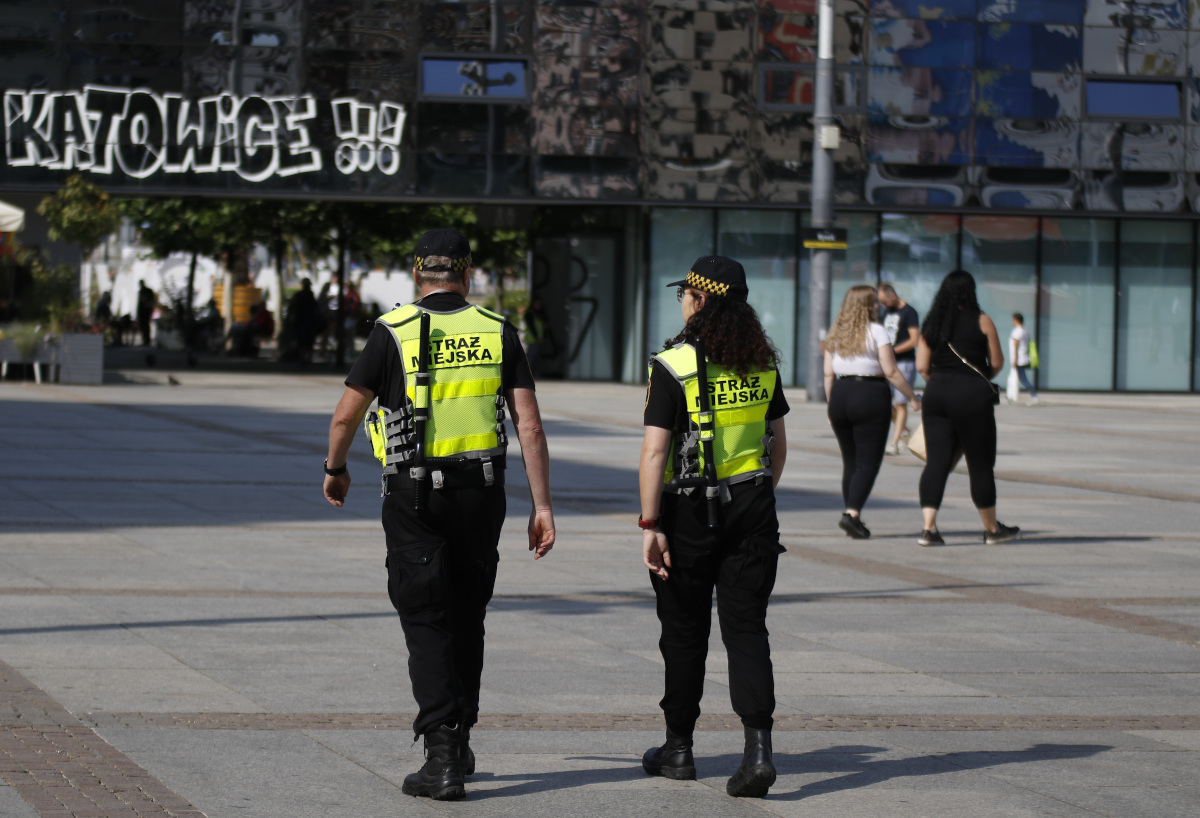 W Katowicach technologia pomaga skuteczniej pracować strażnikom miejskim