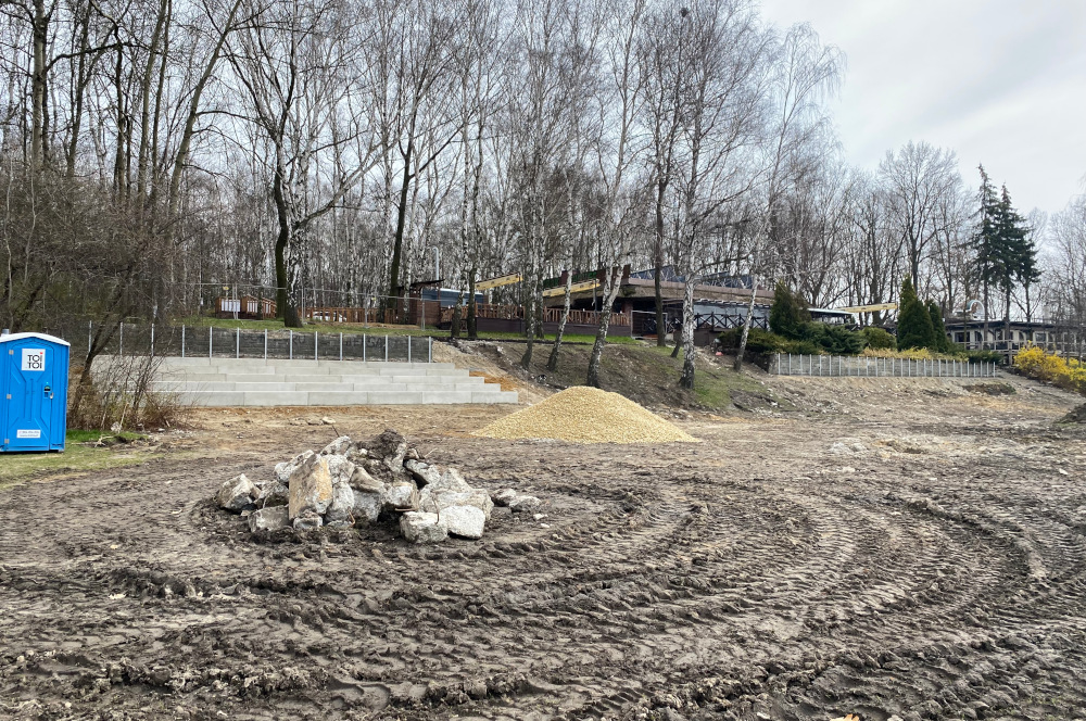 Katowice: Ruszyły prace w Dolinie Trzech Stawów. Krąg taneczny rozebrany