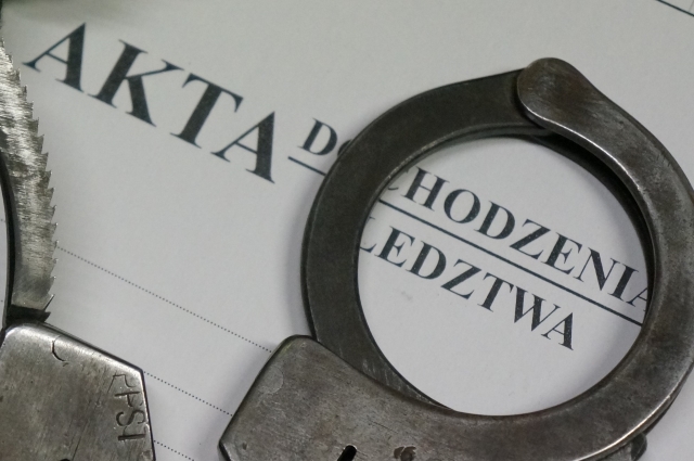 Wpadli z narkotykami na nocnym spacerze. Dwaj młodzi mężczyźni usłyszeli zarzuty