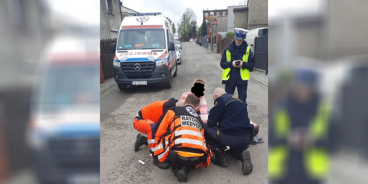Funkcjonariusze Straży Miejskiej pomogli motocyklistce. Kobieta trafiła do szpitala