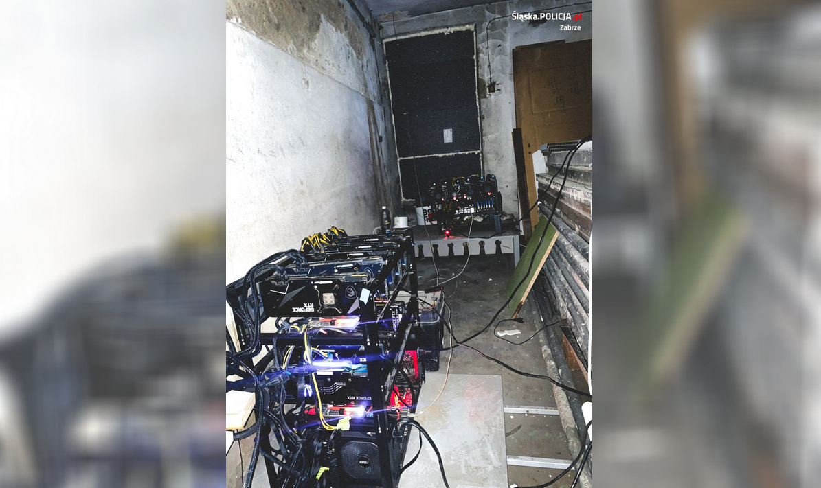 68-latek "kopał" kryptowaluty kradzionym prądem. Grozi mu do 5 lat więzienia