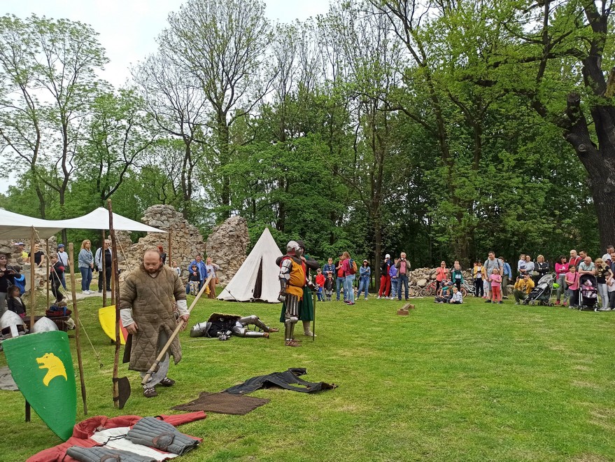 Słowianie na zamku rudzkim 3