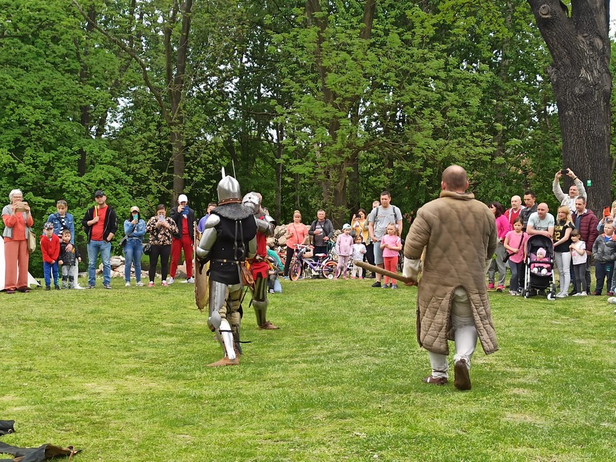 Słowianie na zamku rudzkim 18