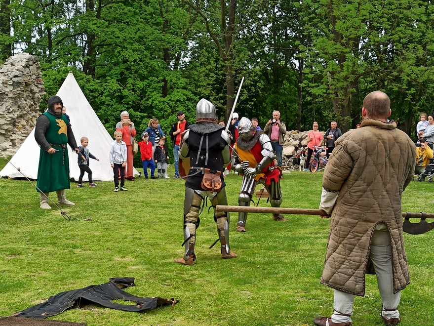 Słowianie na zamku rudzkim 24