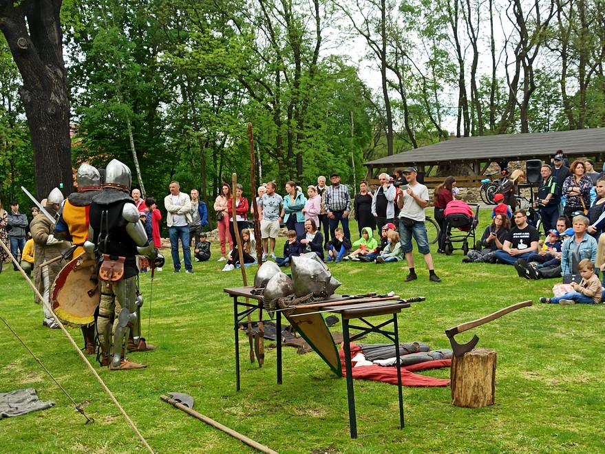 Słowianie na zamku rudzkim 35