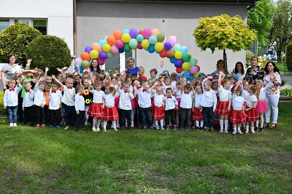 Przy Miejskim Przedszkolu nr 20 im. Słonecznej Doliny otwarty został nowy plac zabaw