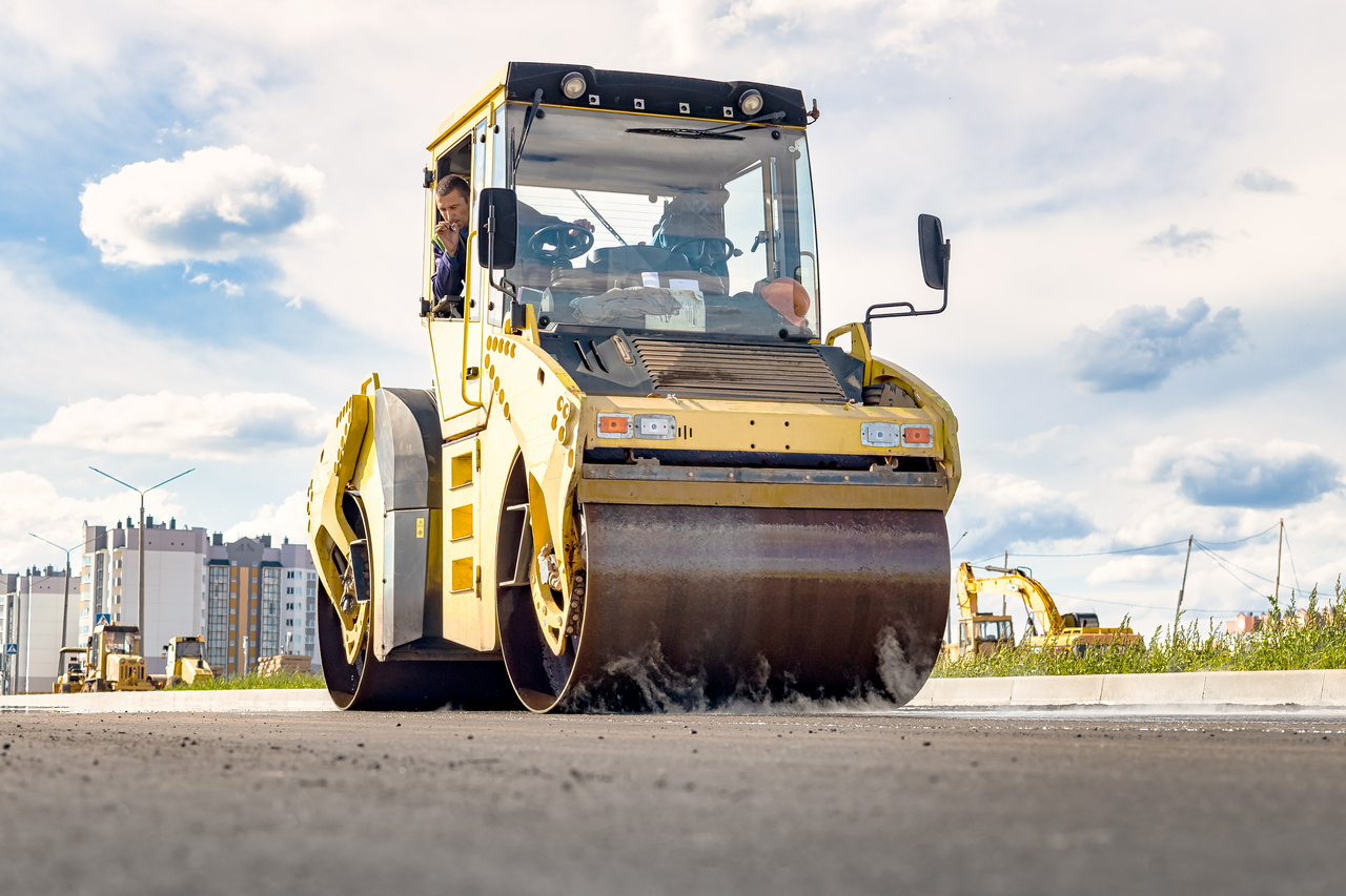 Walce wibracyjne i drogowe – gdzie są wykorzystywane?