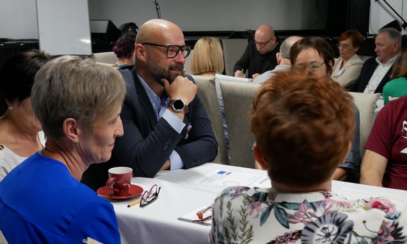 Pyskowice: Samorządowcy i działacze społeczni z powiatu rozmawiali o współpracy