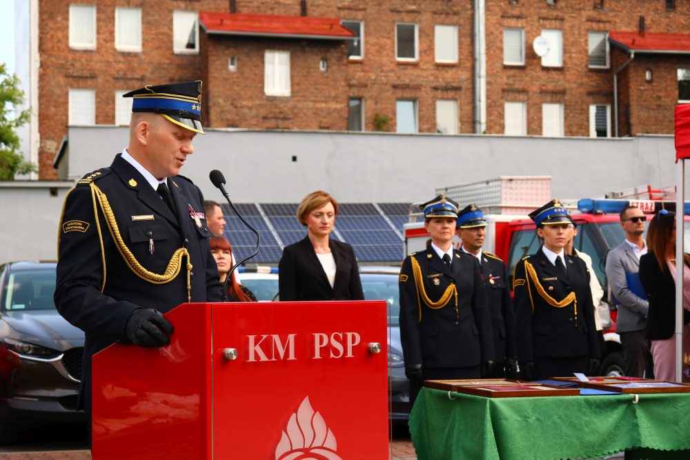 Miejskie obchody Dnia Strażaka w PSP w Piekarach