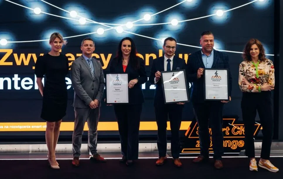 Dyplom za "wyklikane" przejście w rybnickiej dzielnicy Niedobczyce