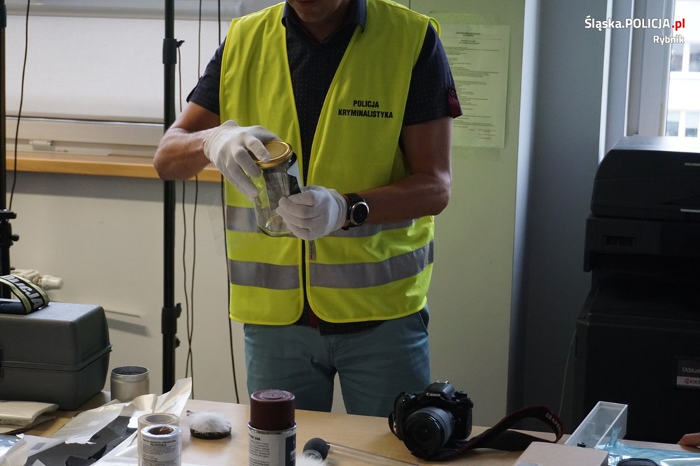 "Zostań jednym z nas". Policjanci z Rybnika zachęcali licealistów do służby