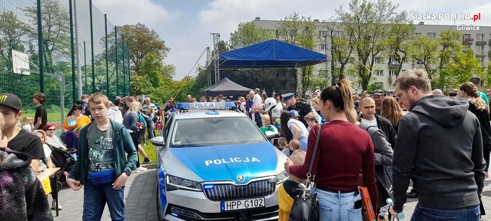 Profilaktyka na Trynku. Gliwiccy policjanci mówili o bezpieczeństwie!