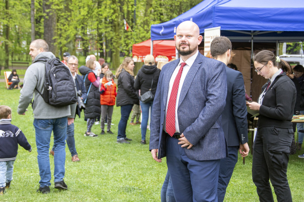 obchody 3 maja bytom 54