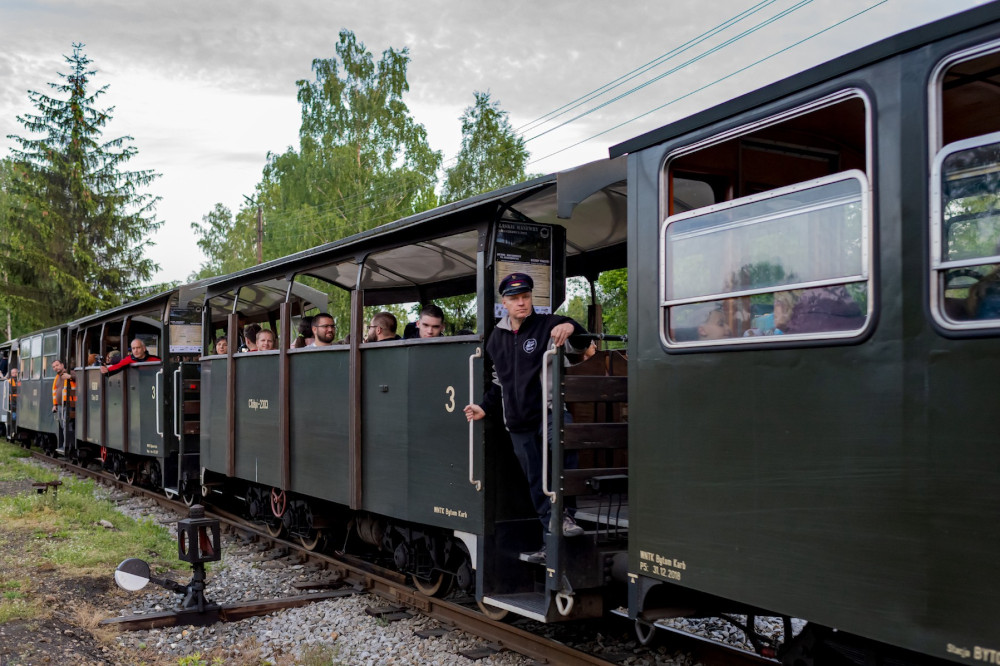 Wieczór z wąskotorówką