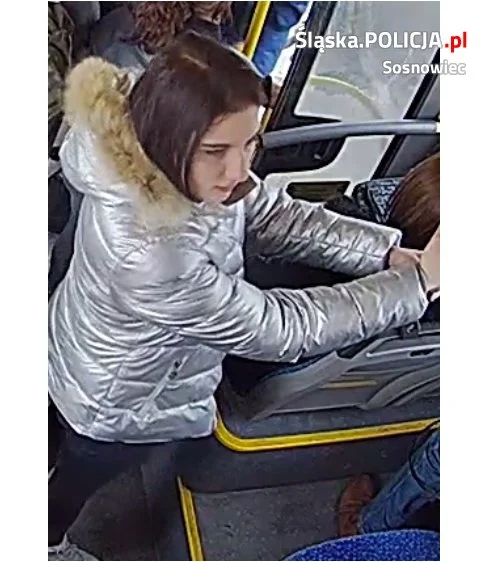 Rozpoznajesz sprawców kradzieży telefonu? Powiadom sosnowieckich policjantów!