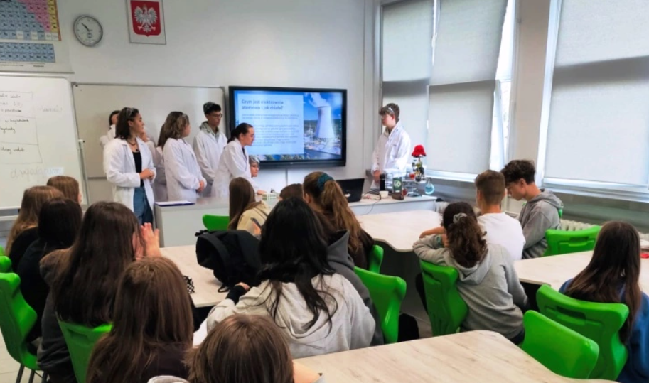 IX Liceum Ogólnokształcącego im. Wisławy Szymborskiej w Sosnowcu z prestiżową nominacją!