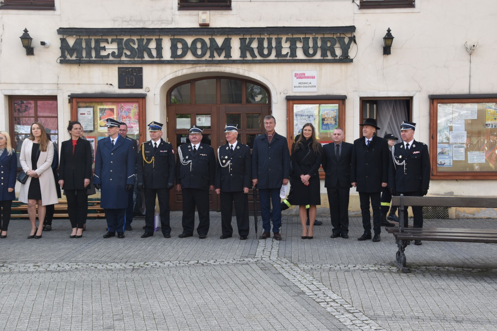 Mikołów: Uroczyste obchody Dnia Strażaka na miejskim Rynku
