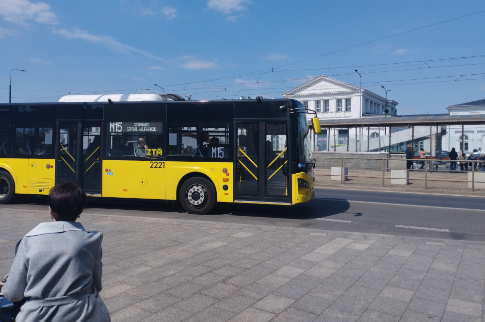 Umowy na 270 mln zł podpisane. Na ulice GZM wyjedzie 40 nowoczesnych autobusów