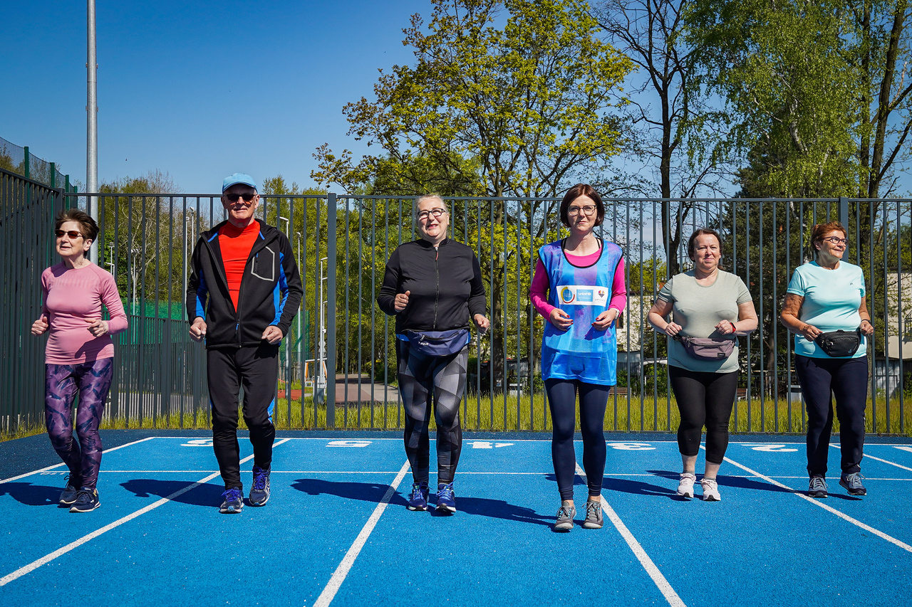 Ćwiczą po japońsku. Slow jogging z katowickim MOSiR-em na Asnyku