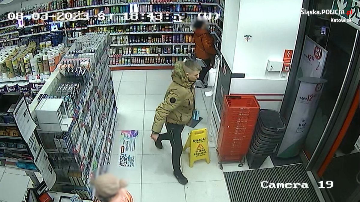 Ukradł szczoteczki do zębów. Rozpoznajesz tego mężczyznę?