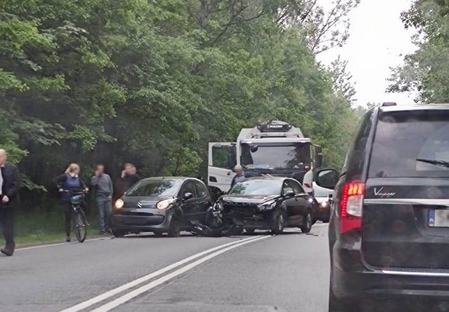 Zderzenie trzech pojazdów w Katowicach. Występowały utrudnienia!