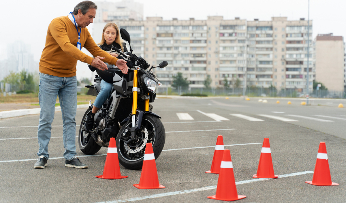 W jakim wieku można zrobić prawo jazdy kat. A1?