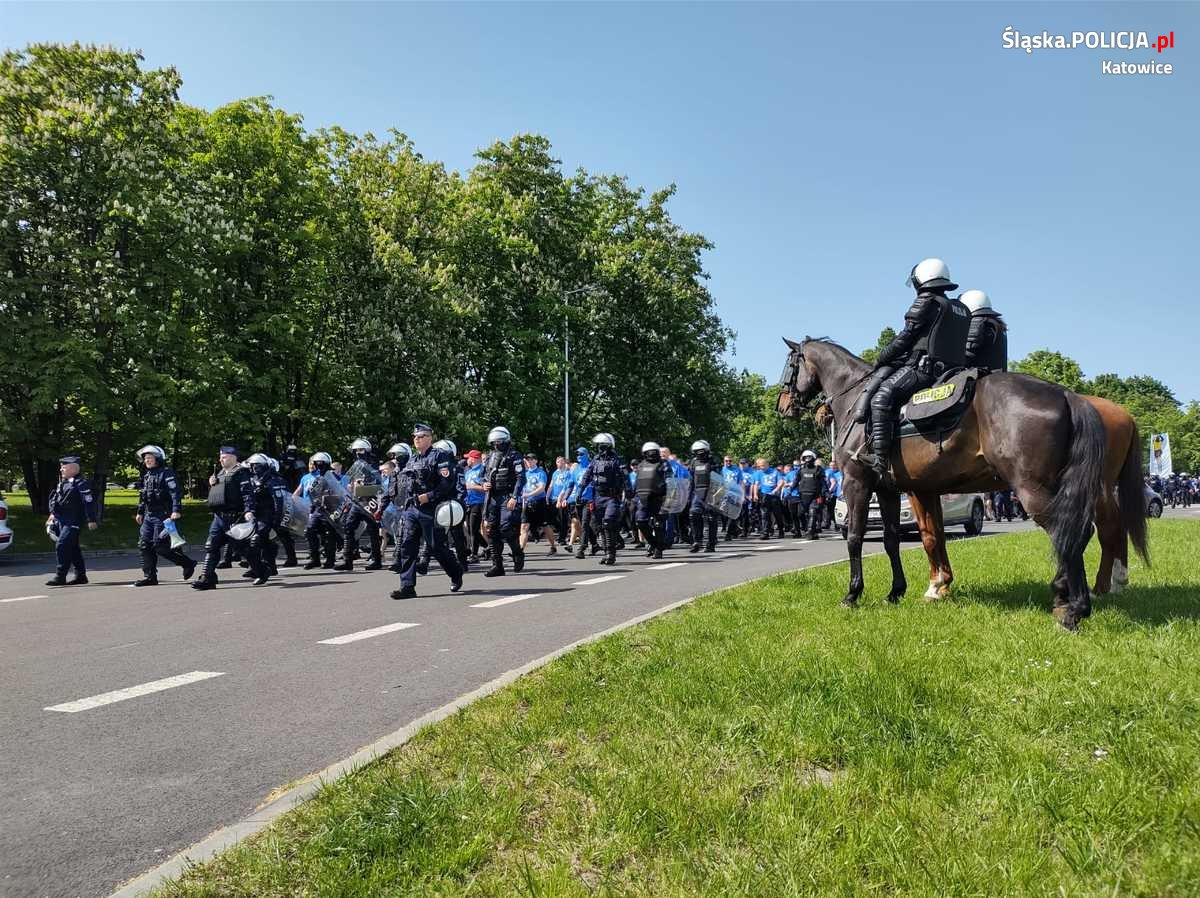 Policjanci zabezpieczali Derby Śląska