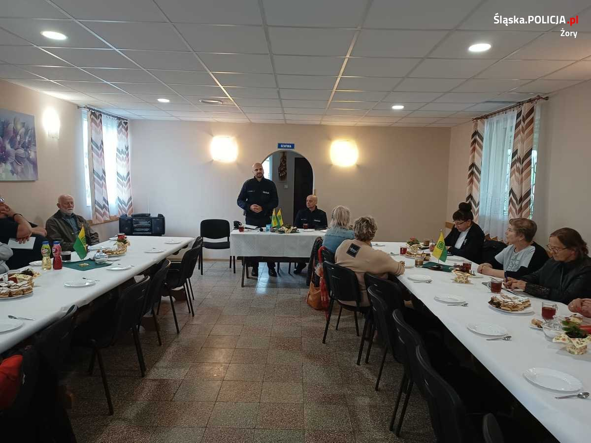 Debata policji z przedstawicielami Żorskich Rodzinnych Ogrodów Działkowych